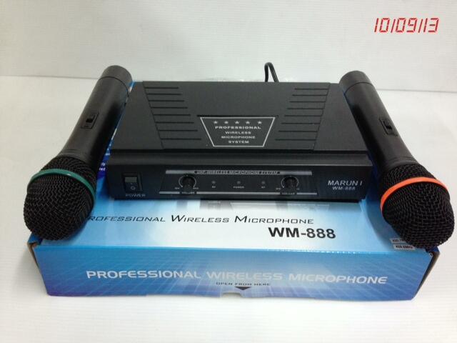 Wireless Microphone Maruni WM-888