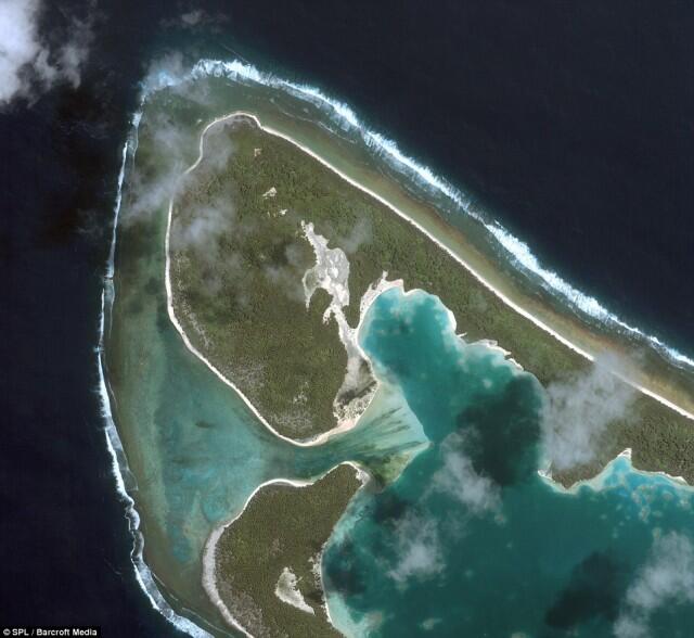 FOTO : Pulau-pulau Indah yang Diambil dari Angkasa