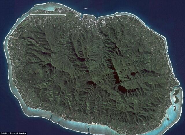 FOTO : Pulau-pulau Indah yang Diambil dari Angkasa