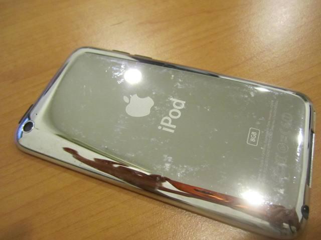 WTS Apple iPod Touch 4th gen white 8gb fullset, cek dulu yuk gan..