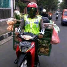 Tingkah konyol bapak Polisi (PIC)