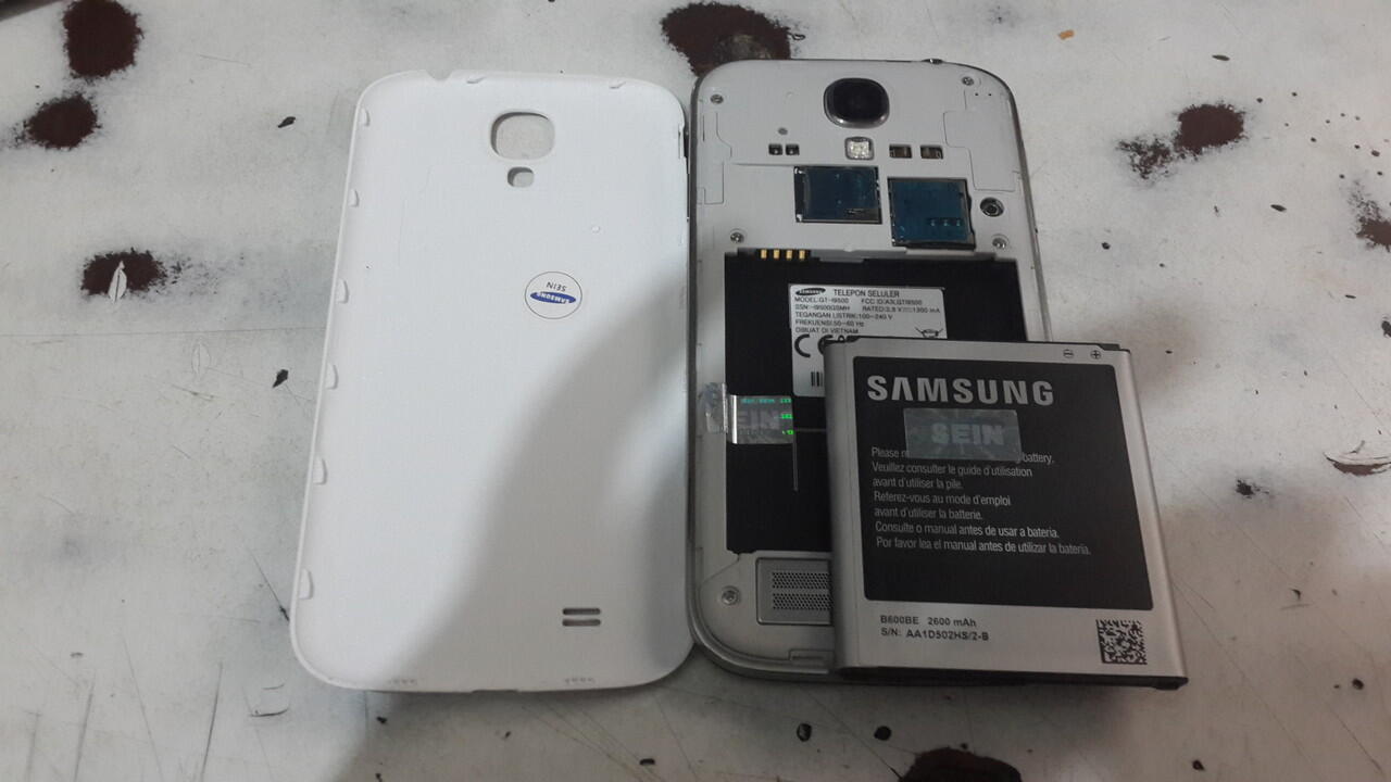 jual samsung galaxy s4 putih surabaya