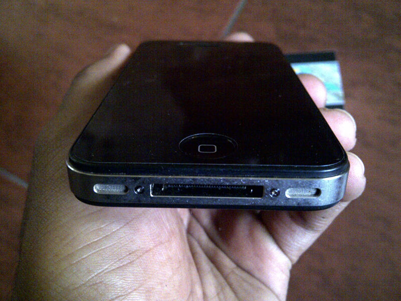 WTS iPhone 4 CDMA Black 16GB Verizon 2nd; Murah Meriah Muluss; COD Surabaya/Bandung