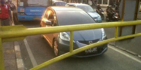 Pemilik Honda Jazz yg mengaku anak jendral 