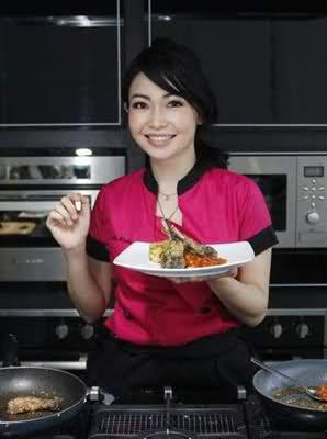 6 CHEF TERCANTIK SEINDONESIA ( MENURUT GUE)