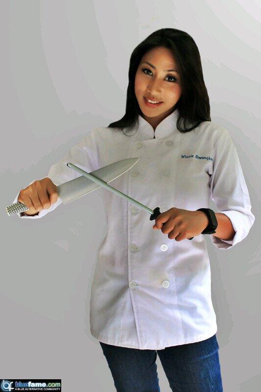 6 CHEF TERCANTIK SEINDONESIA ( MENURUT GUE)