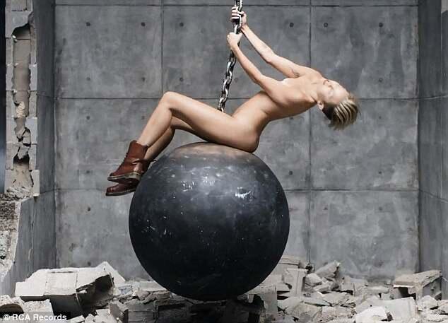 Perubahan drastis Miley Cyrus..