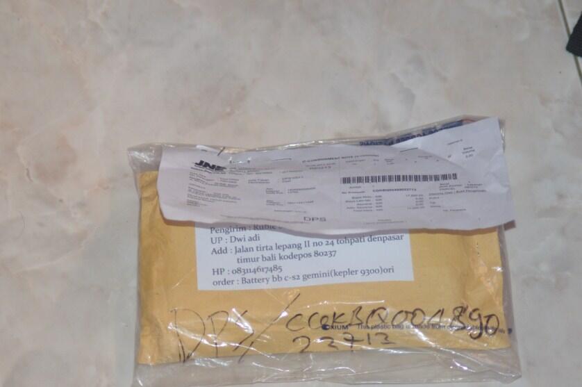 Battery/Batere/Baterai n Charger Blackberry BB Original RIM100% garansi uang kembali