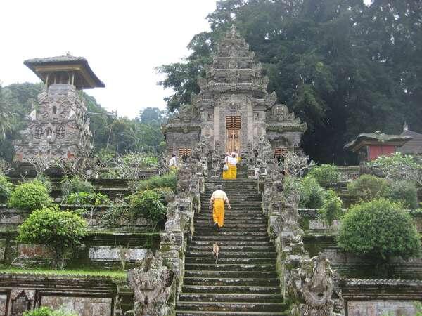 5 tempat liburan favorit di Bali...
