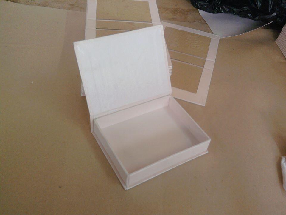 jasa finishing percetakan,hard cover,soft cover, kalender dan box