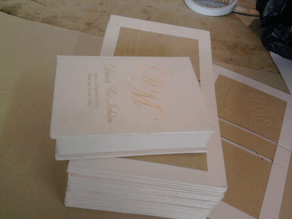 jasa finishing percetakan,hard cover,soft cover, kalender dan box