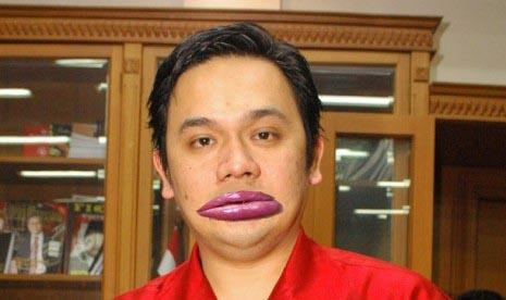 KOMPETISI ACAK2 MUKA FART HARD