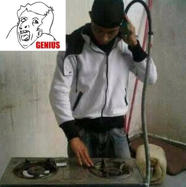 #WeAreMimakers @MemeCOMIK Original FROM Twitter,