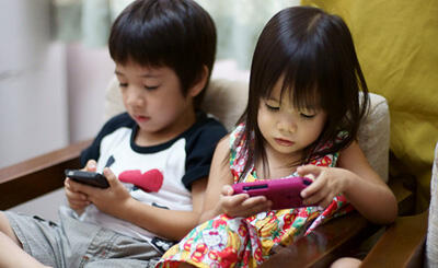 Ini bukan tentang DUL, tapi Anak-anak dan Orang tua