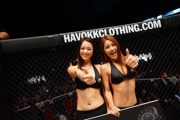 gadis gadis seksi di ring one fc nih gan... (sedikit BB)