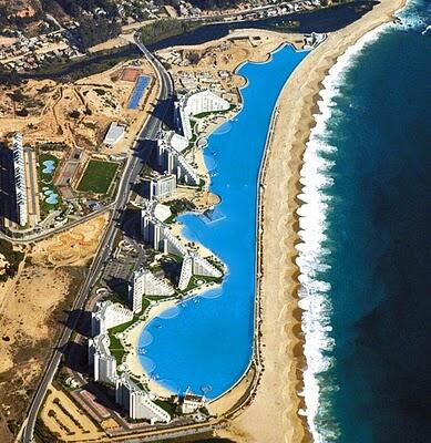 Kolam renang terpanjang di dunia