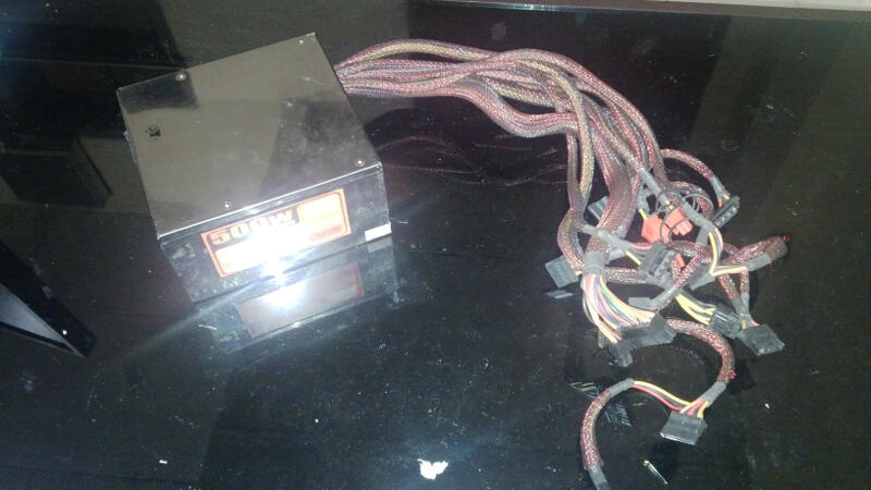 Casing ProLogic ( Keren ada LED ) + PSU 500WDAZUMBA + PSU Seasonic 620W