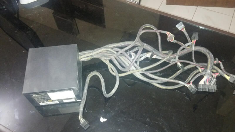 Casing ProLogic ( Keren ada LED ) + PSU 500WDAZUMBA + PSU Seasonic 620W