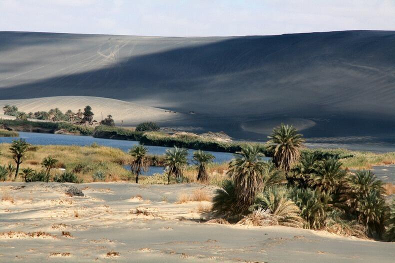 Waw an Namus, Oase Unik di Tengah Gurun Sahara
