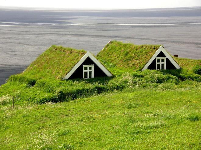 10 Rumah Terkeren Terbuat Dari Alam
