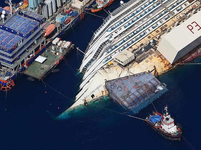 Menegakkan Kembali Costa Concordia