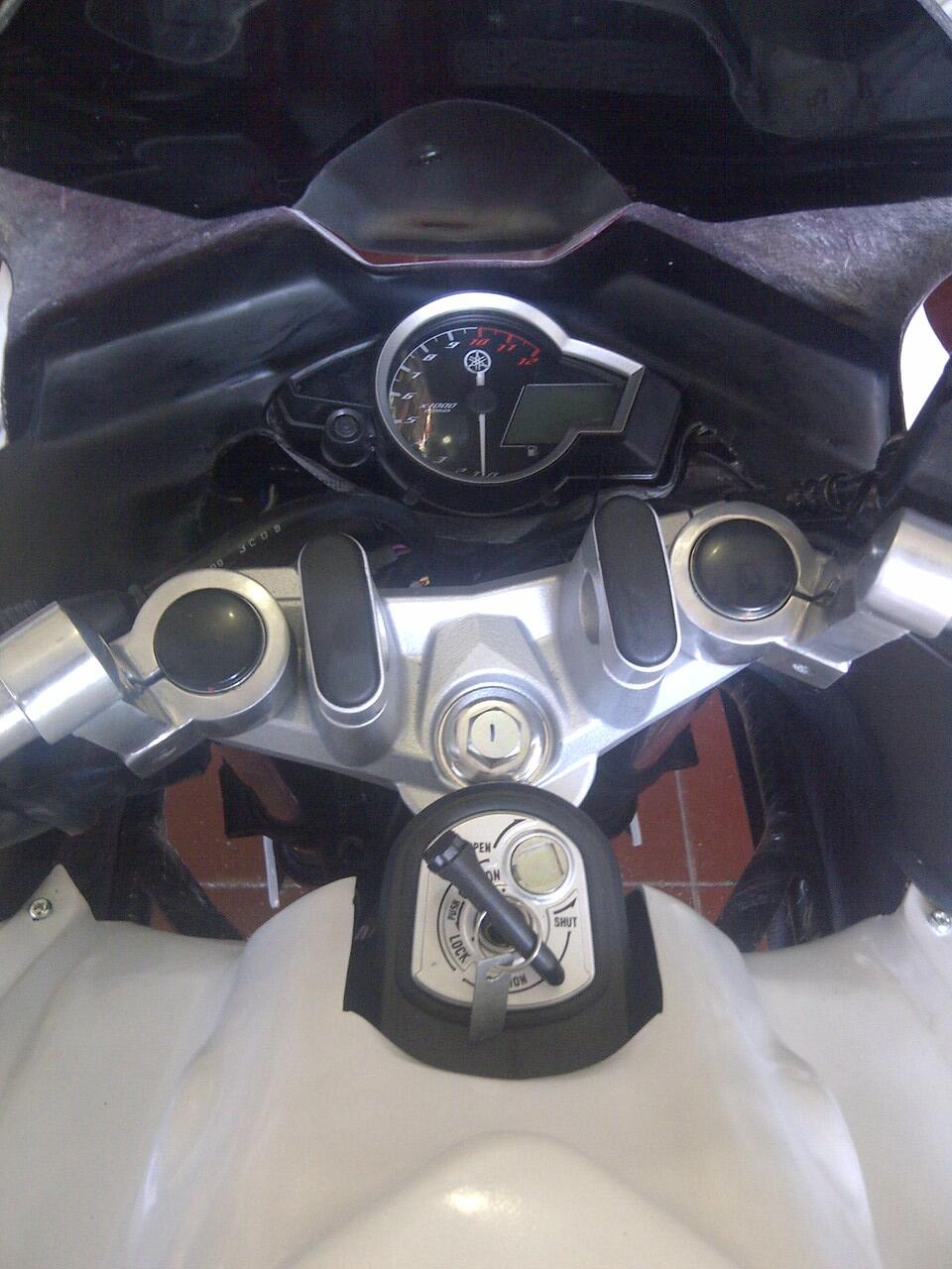 Jual Fairing Full Set New Vixion Lightning 2013 Special Edition Jual Fairing Full Set New Vixion Lightning 2013 Special Edition
