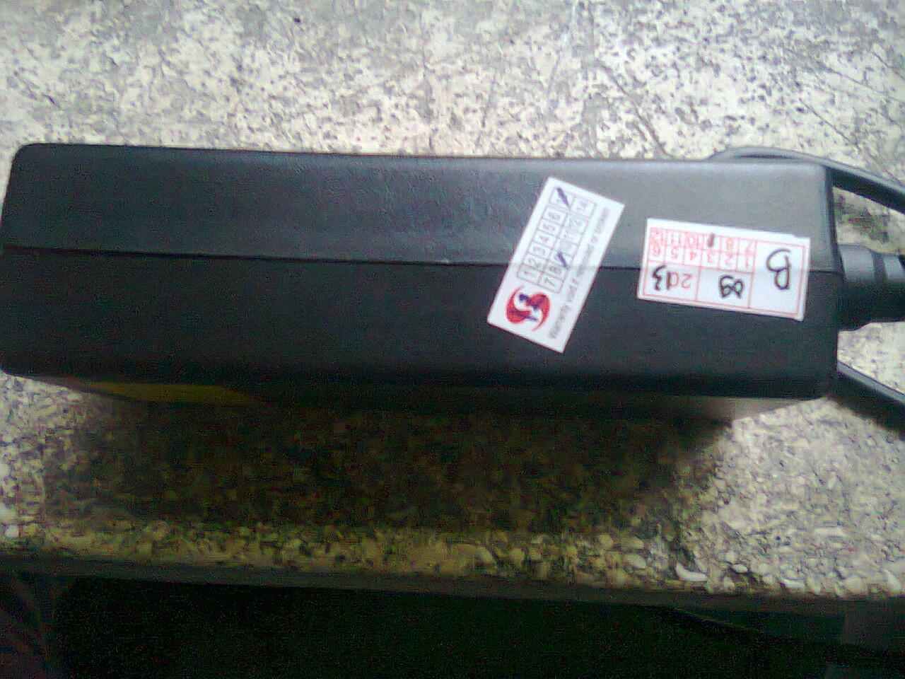 DIJUAL CHARGER LAPTOP THOSIBA ORI WILAYAH SURABAYA