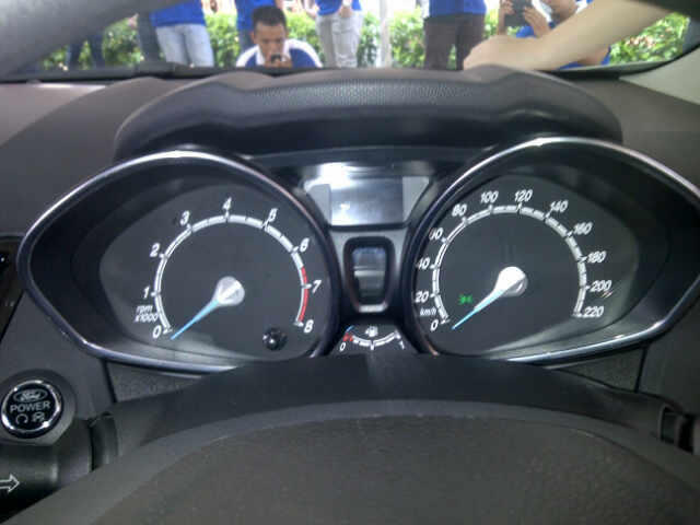 all new fiesta sporty 1.5L MCA 2013