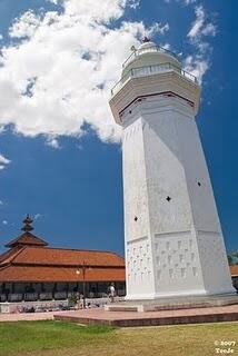 10 Masjid tertua di Indonesia