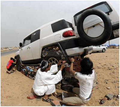KARYA SENI UNIK PEMUDA GALAU DI ARAB !!.....