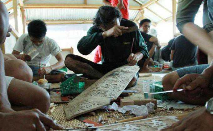 Perisai Dayak Didesain Pakai Komputer