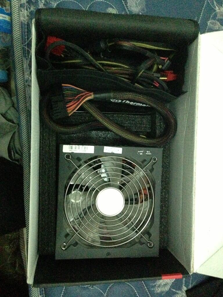 WTS PSU thermaltake EvoBlue 550w modular