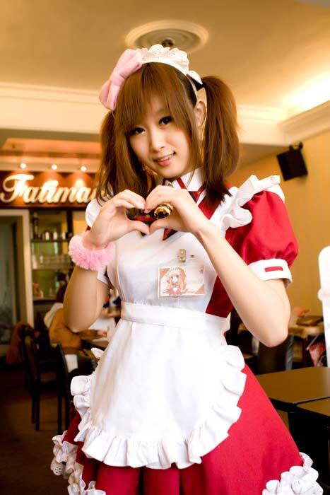 &#91;HOT&#93; Mengenal Japanese Maid Cafe Yang Terkenal - Makan Dilayani Cewek2 Cantik Gan 