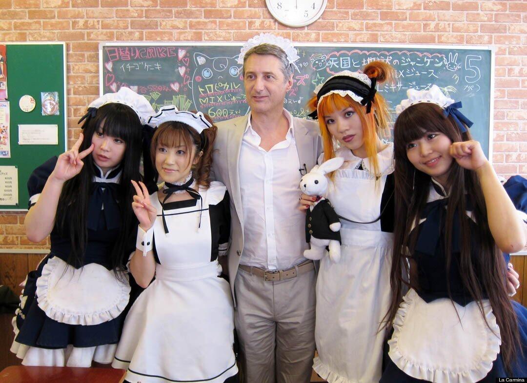 &#91;HOT&#93; Mengenal Japanese Maid Cafe Yang Terkenal - Makan Dilayani Cewek2 Cantik Gan 