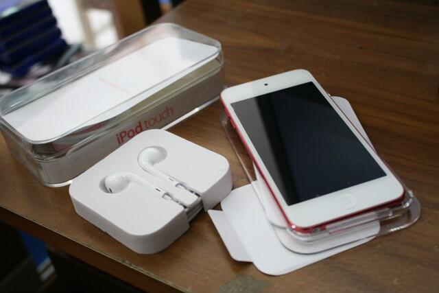 Ipod Touch Gen 5 32Gb Pink Seksi Fullset Dari Baru !! Sangat Muluzzz