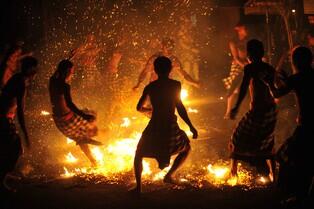 &#91;Share&#93; Kompetisi foto Nightlife!