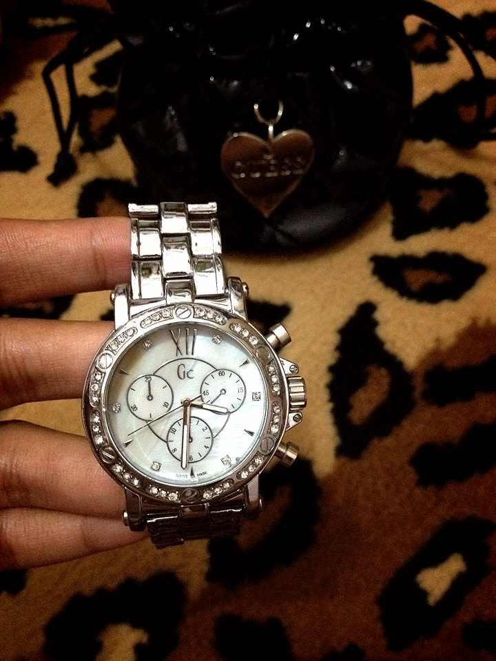 Want to sell jam tangan Guess