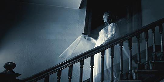 Benarkah hantu dapat tertangkap kamera?