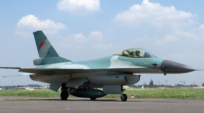Jet jet tempur Indonesia &#91;Part 2&#93; - The Western Fighter