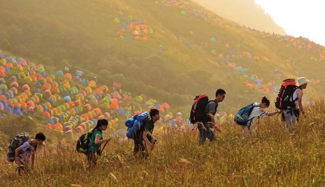 &#91;FOTO&#93; Lautan Tenda Warna-warni di Wugongshan