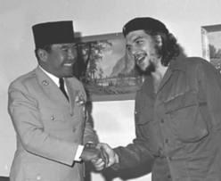 SOEKARNO dan CHE GUEVARA bertemu di Indonesia