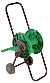 Hose reel (gulungan selang),Nozzle (semprotan), dan perlengkapan untuk taman