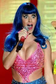 WOW Ternyata Katy Perry fans Nike Ardilla !!!