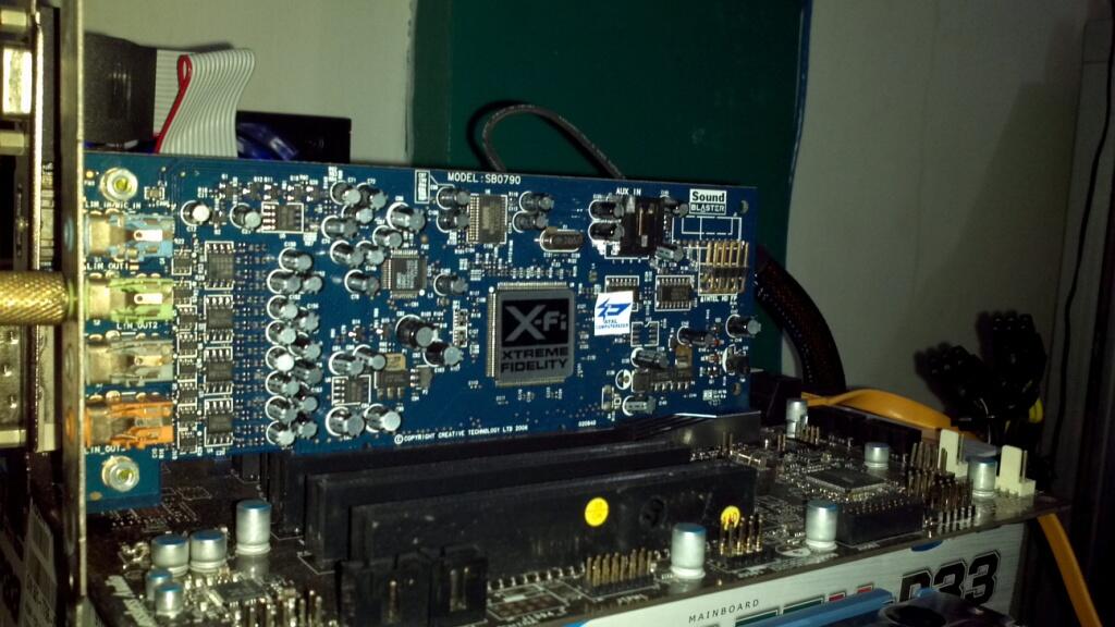 DA 5850 1gb 256bit DDR5,X-FI XTREME FIDELITY