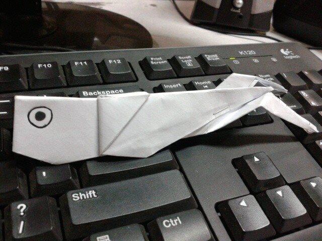 Cara membuat origami belalang