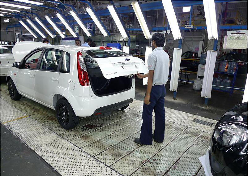 &#91;PICT++&#93; Proses Perakitan Mobil Ford DI India 