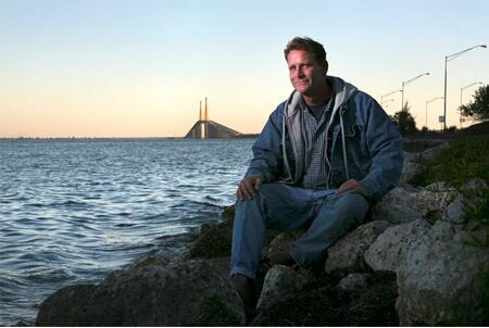 Usaha Bunuh Diri, 8 Orang Ini Sukses Hidup Kembali