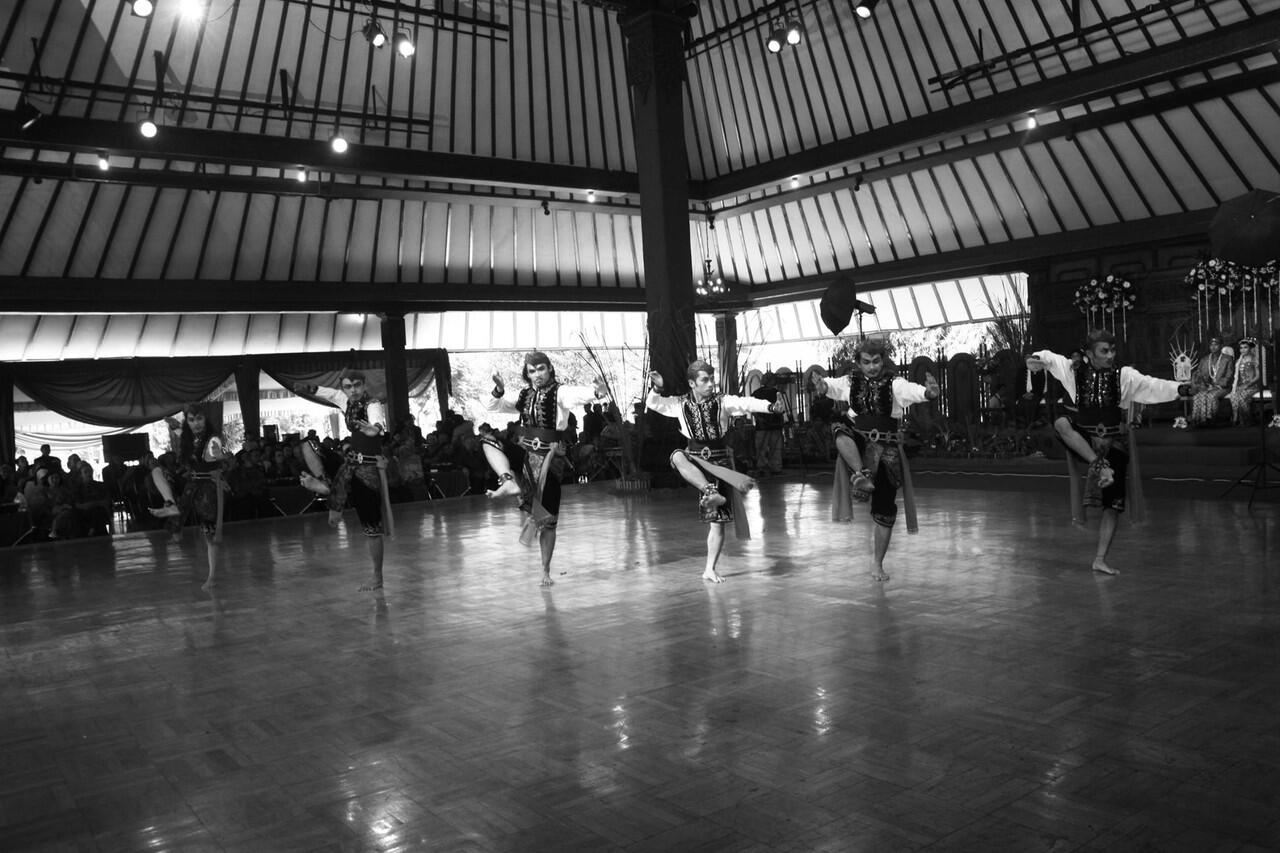 Glipang : Salah Satu dari Sekian Banyak Kearifan Lokal Negeri Ini