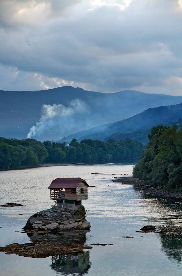 Rumah Terkeren di Seluruh Dunia, Yang Terbuat Dari Alam