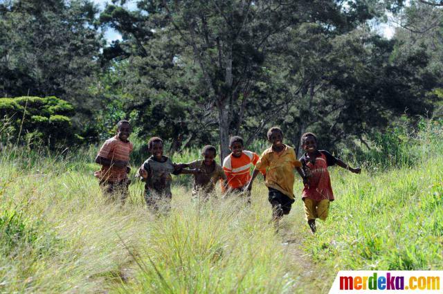 Potret kehidupan anak-anak Suku Baliem di Papua